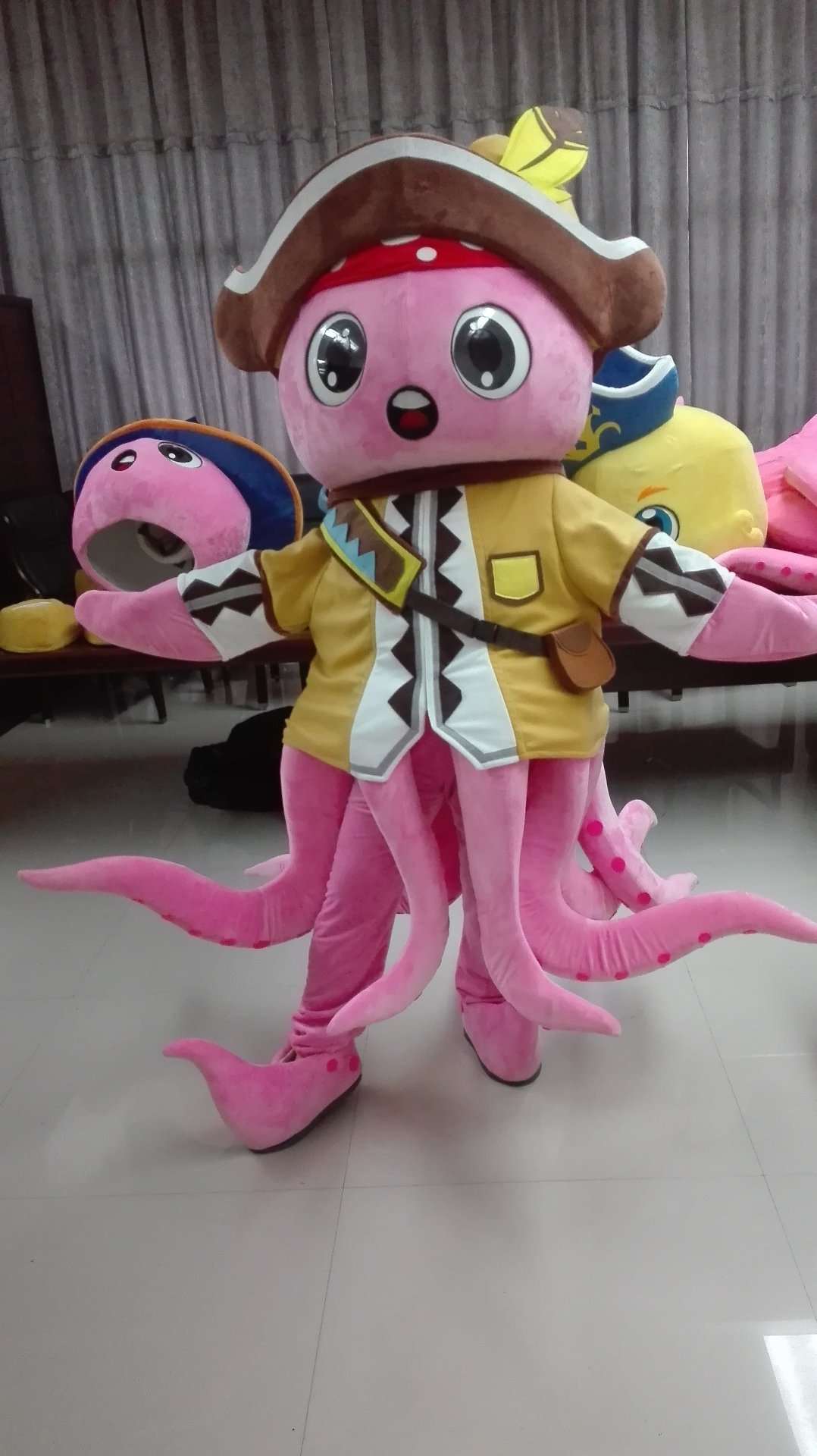 章鱼海盗主题人偶服实拍